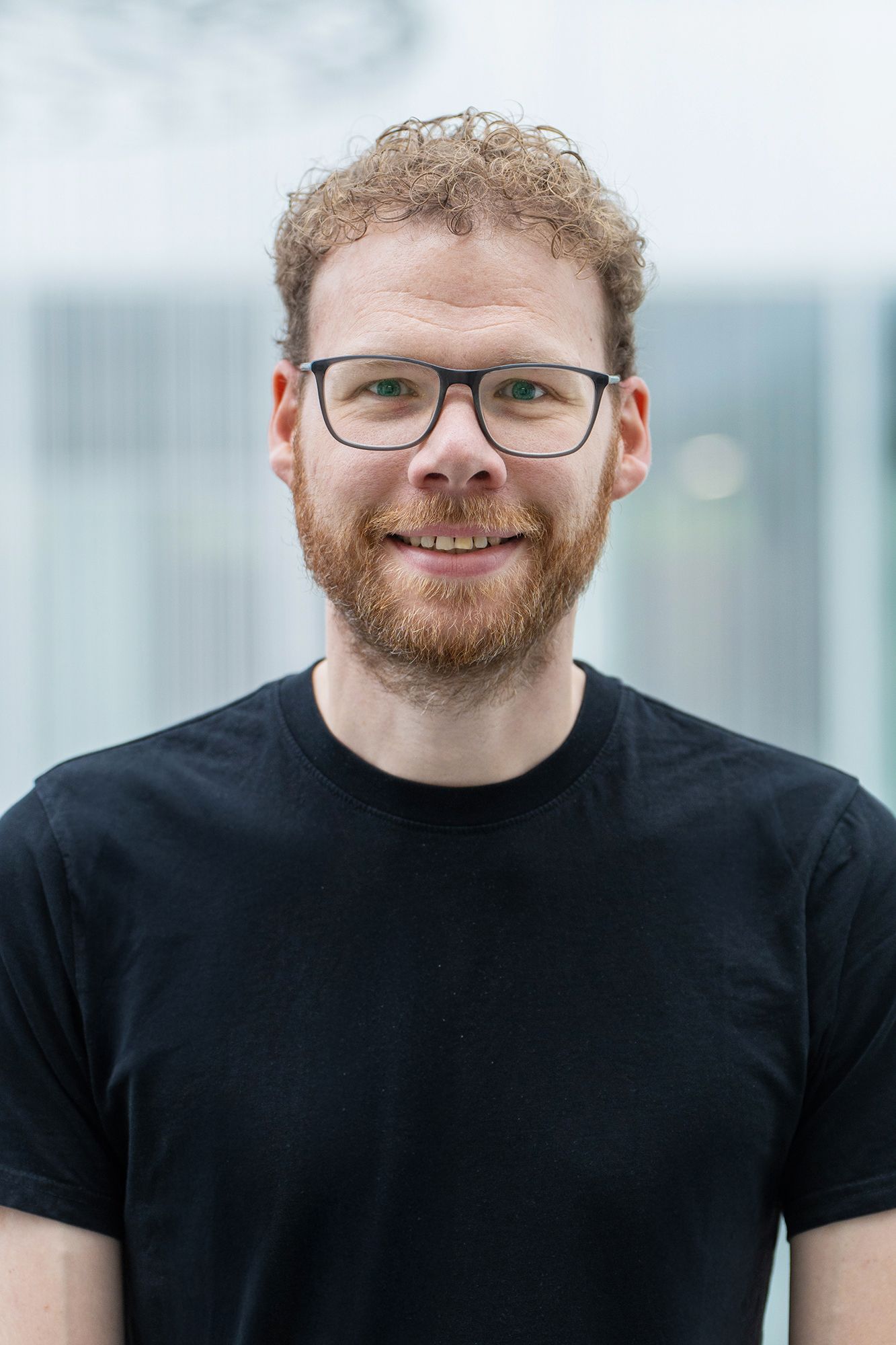 Dr. David Schlütermann